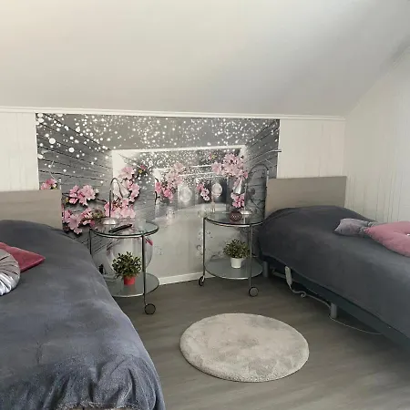 Maria Vendéghaz Affittacamere Mernye